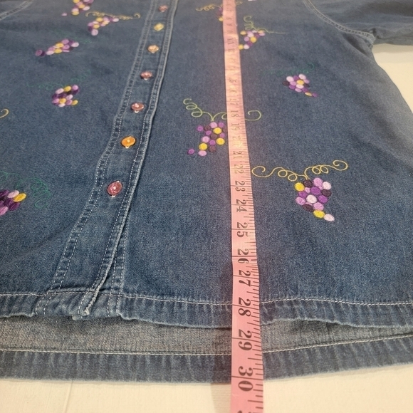 Silver thread XL Long sleeve button down denim looking top - Picture 12 of 16